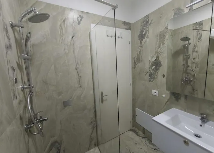 Apartment Tuma Family Golem (Tirana)