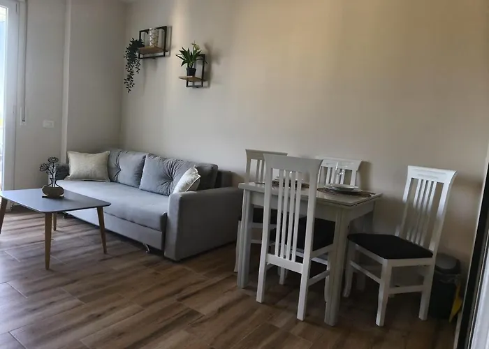 Tuma Family Apartment Golem (Tirana)