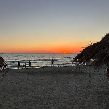 Tůma Family * Golem (Tirana)